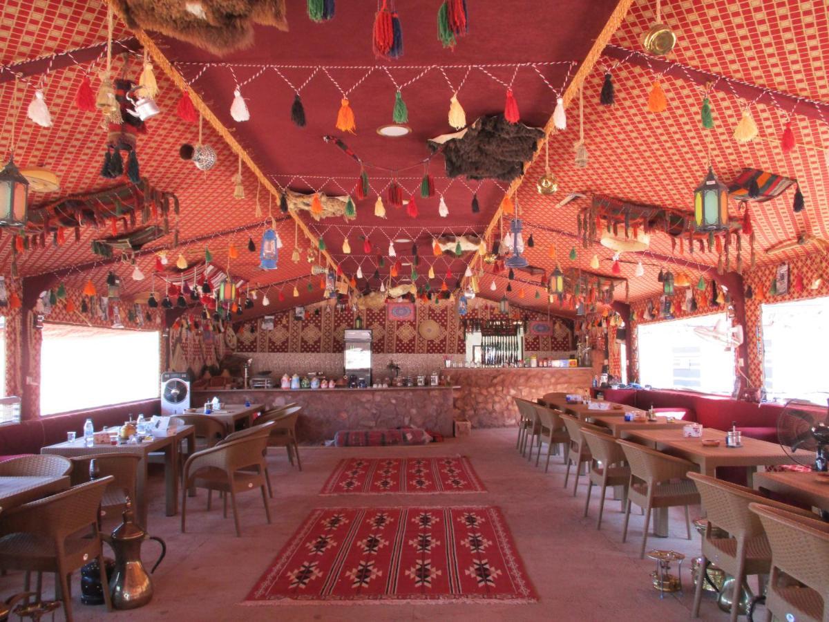 Wadi Rum Caravan Camp Екстериор снимка